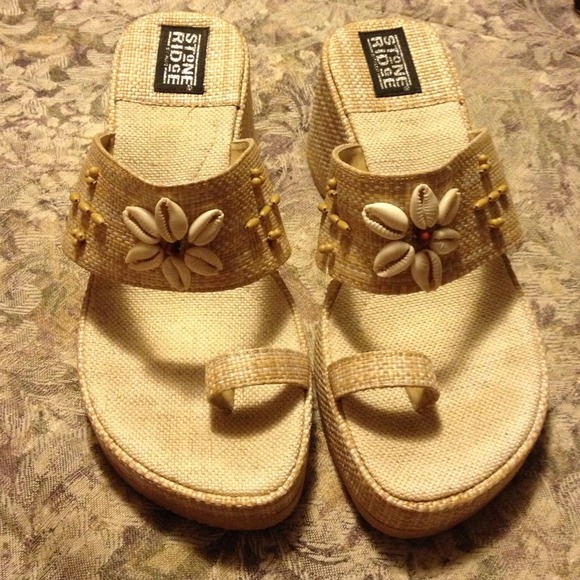 ALDO woven wedge women's shoe