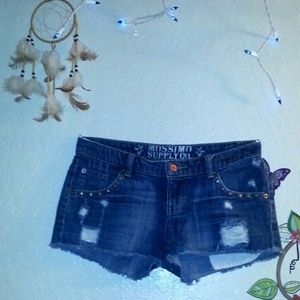 Jean shorts with spikes