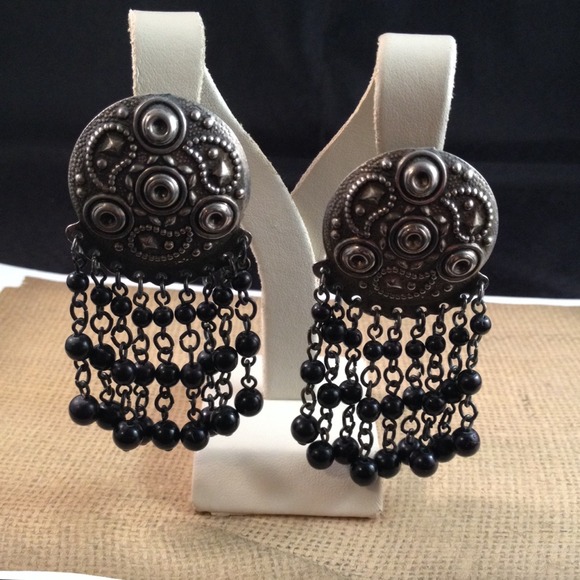 Cool design beaded earrings