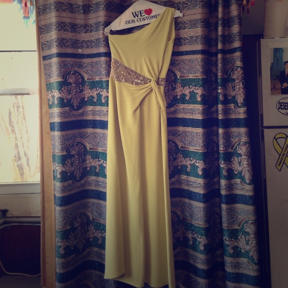 One shoulder Valentino Prom dress