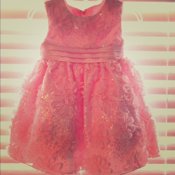 Gorgeous baby pink party dress