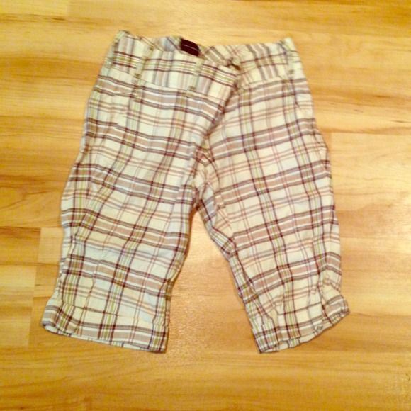Plaid Linen Bermuda shorts