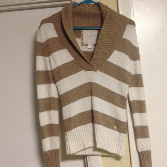 AE sweater