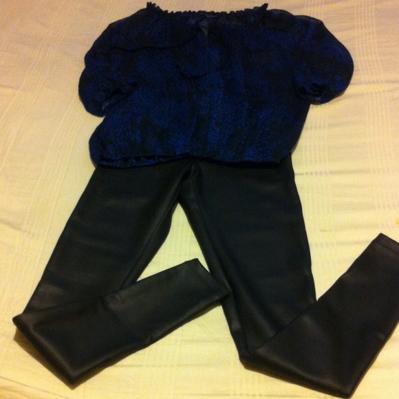 Express top Size X-small - Picture 3 of 3