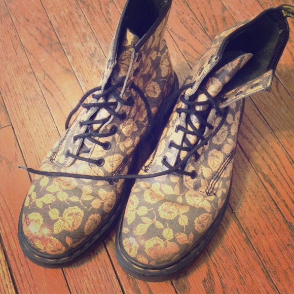 Vintage Doc Martens!