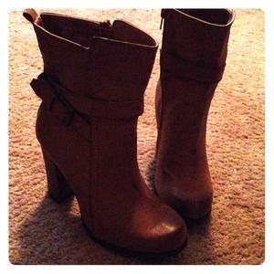High heel booties