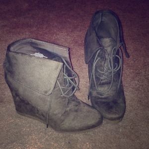 Wedge booties