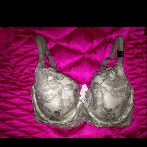 🚫SOLD❗️❗️❗️🎀VICTORIA'S SECRET BODY DEMI🎀