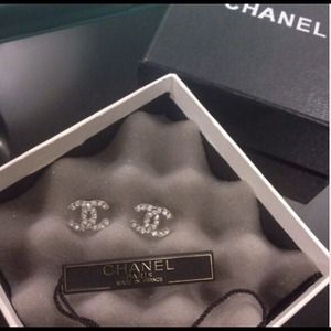 Chanel Earring