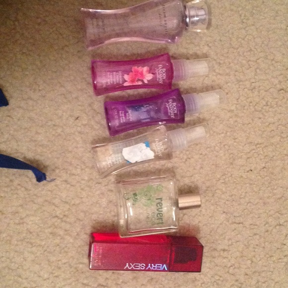 Bundle !!Perfume &bath and body works