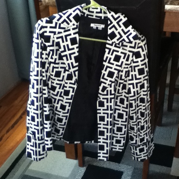 Black and white blazer jacket