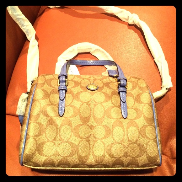 Coach mini Satchel handbag