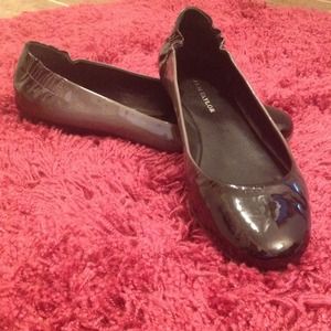 Ann Taylor ballet flats