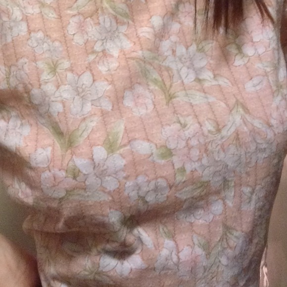 Floral crop top - Picture 3 of 3