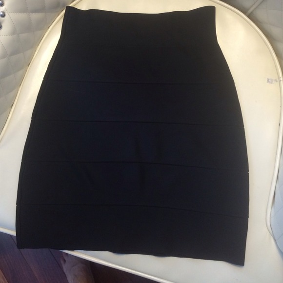 BCBG Max Azria Bandage skirt