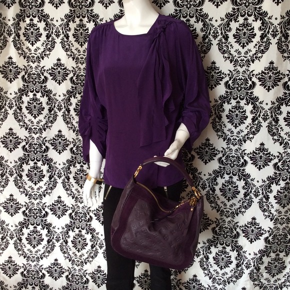 NWT BCBG 100% silk Grape blouse with tie