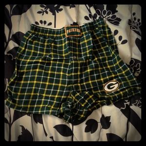 SOLD❗️Green Bay Packer shorts