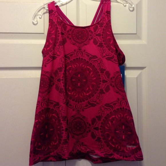 🌷Adorable NWT Yoga Tank!!🌷