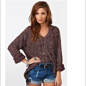 BRANDY MELVILLE oversized Maddy sweater