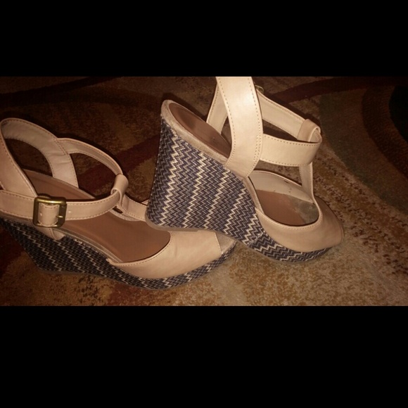 Shoes - Picture 3 of 3
