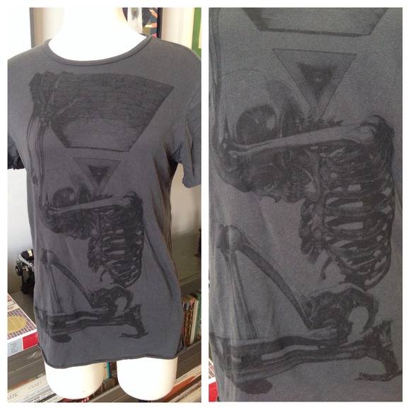 📦SOLD!📦All Saints cotton skeleton tee tshirt top