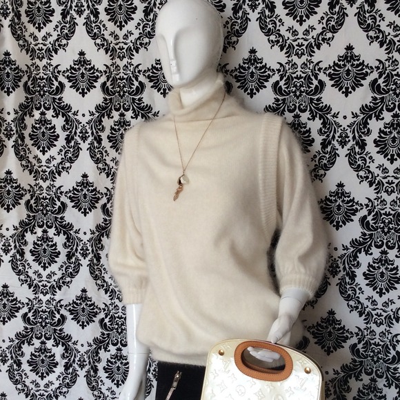 Unique Victoria's Secret angora cream sweater