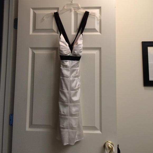 Cocktail Black & white dress