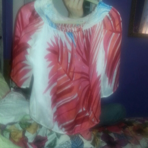 BEBE blouse - Picture 1 of 3