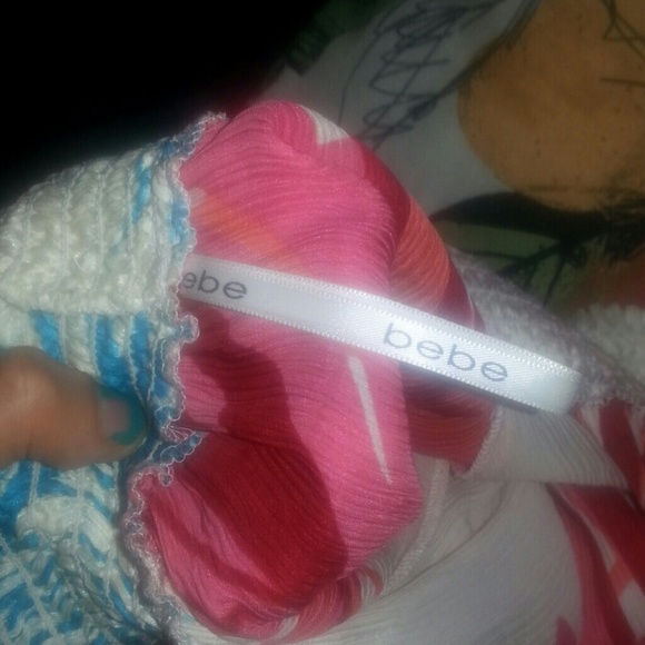 BEBE blouse - Picture 2 of 3