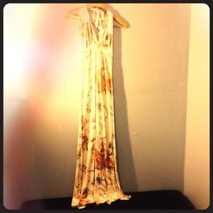 Jil Co | Floral Maxi |