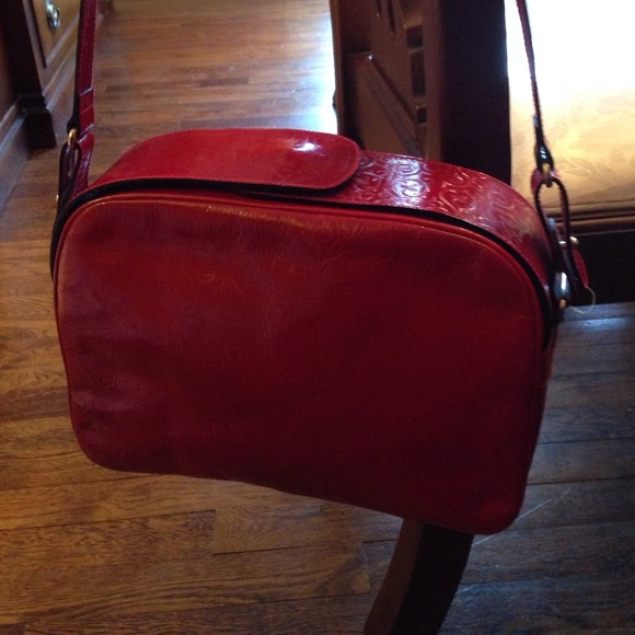 Furla leather red bag from Italy - Picture 1 of 4