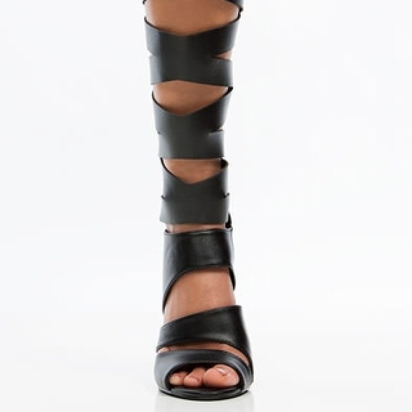 🌹PM EDITOR PICK🌹Gladiater heels 2014
