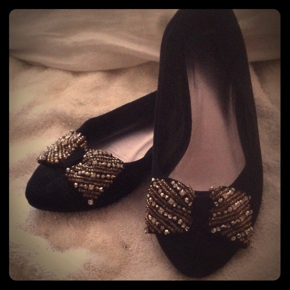 Black flats!