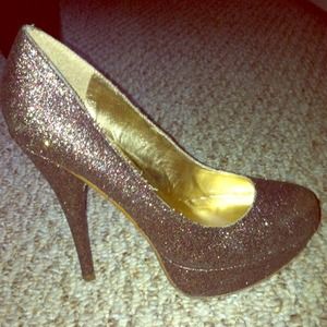 Multi colored sparkly pumps ..SHOWSTOPPER!