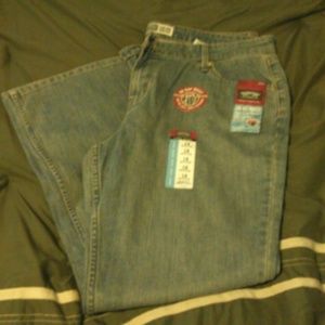 Signature by Levi's, Low rise bootcut