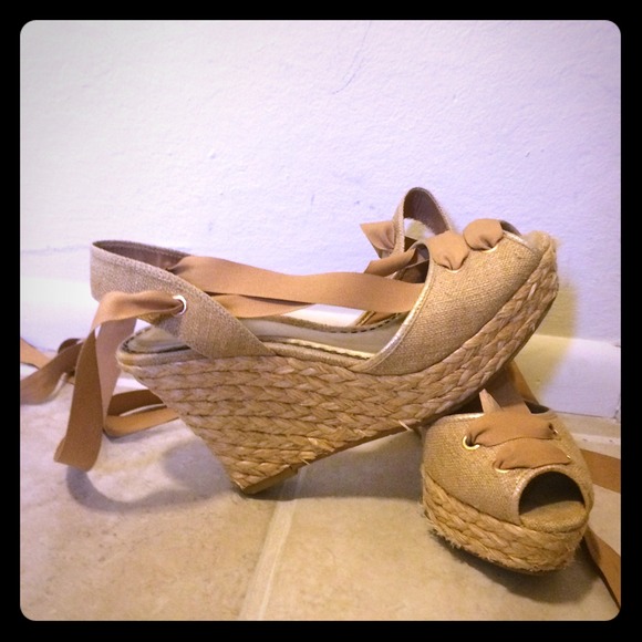 BEBE ankle Tie Espadrilles. Gold