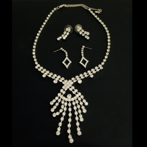 Cubic zirconia formal jewelry set