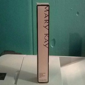 NIB Mary Kay Tinted Moisturizer