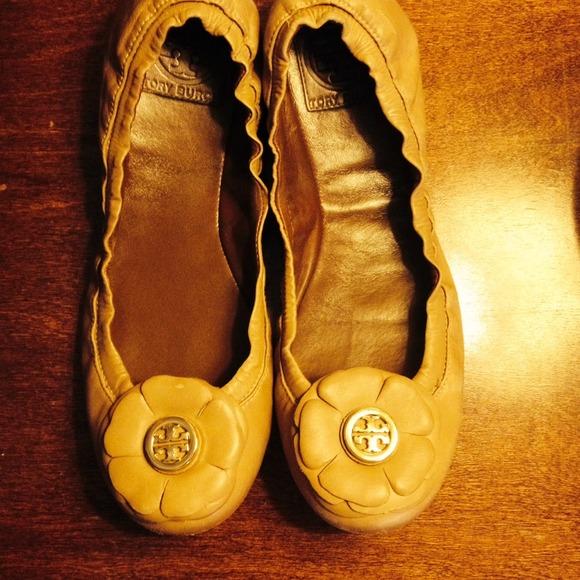 Tory burch Shelby flats