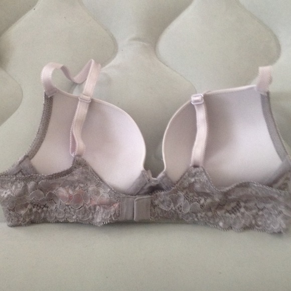 NWOT VS push up jeweled bra -34A - Picture 3 of 4