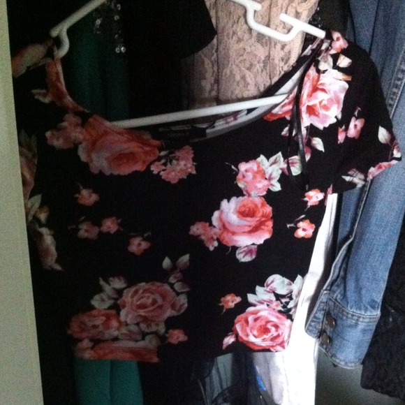 Floral crop top