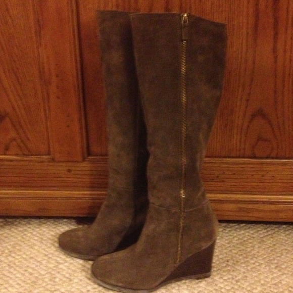 franco sarto wedge booties