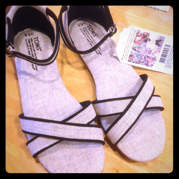 TOMS Shoes - TOMS Black Trim Burlap Vegan Women's Correa Sandal