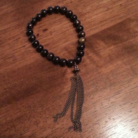 Bracelet with dangle