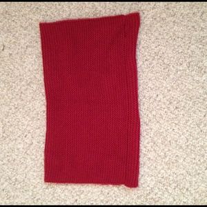 H&M hot pink chunky scarf