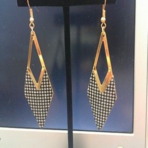 Fashion earrings