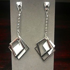 Fashion earrings