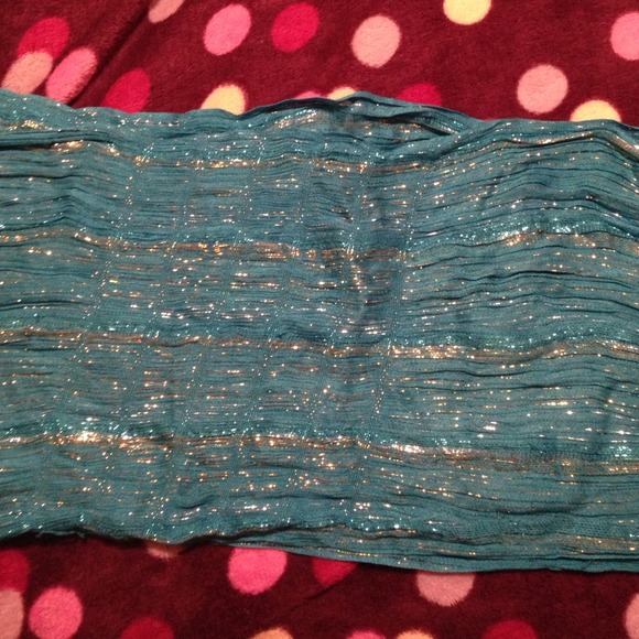 Scarf bundle - Picture 4 of 4