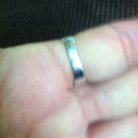 STERLING SILVER RING - Picture 3 of 3