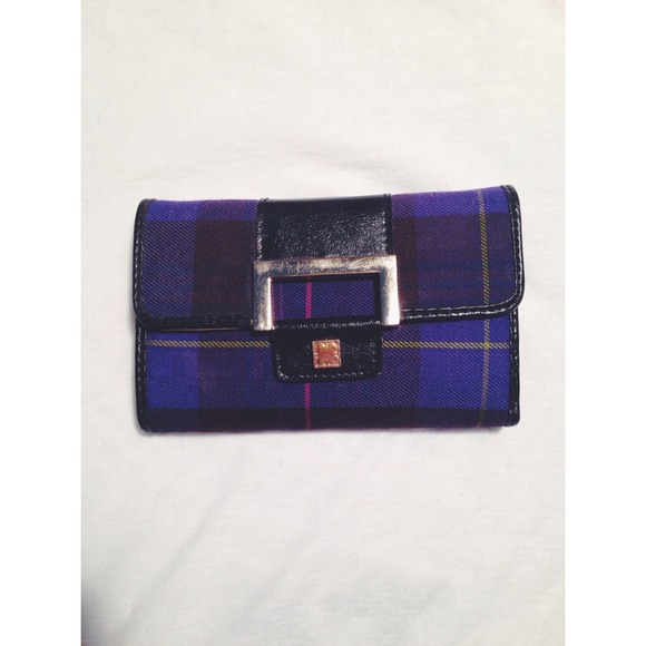 Liz Claiborne plaid wallet